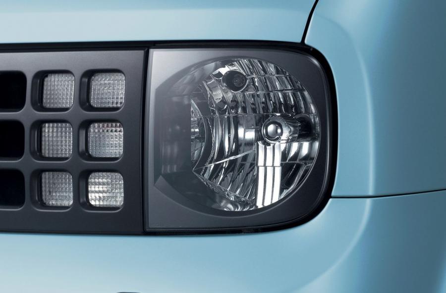  Nissan Cube 2009 года  (фото 75 из 137)